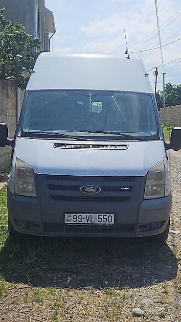 Ford Transit: 2.5 л | 2008 г. 403170 км Бус