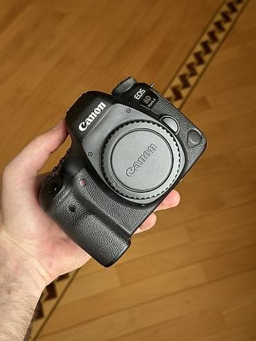 bild apparat: Canon EOS 6D Mark II (body) 0-dan məndə olub. Case və ekran — 1
