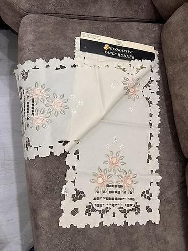 divar ucun sekiller: ELBAZ New York dekorativ stolüstü qaçan (Table Runner) - Rəng — 3