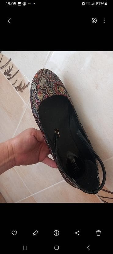 Qadın baletkası – etnik/paizli naxışlı parça üstlü razmer 37-38 - — 1