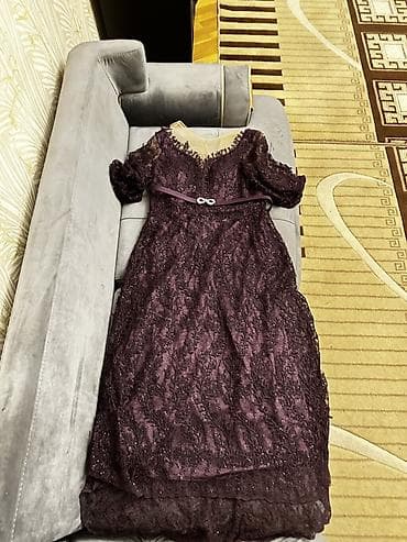 Svitşotlar: Bənövşəyi rəngdə zərif libas 1 dəfə geyilib. Tam səliqəli — 4