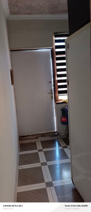 Lüğətlər: 60 kv. m, 2 otaqlı — 17