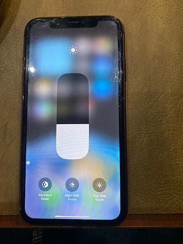 IPhone 11, Qara, Face ID — 2