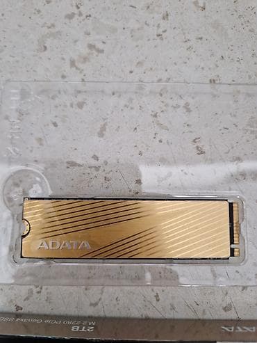 Digər ehtiyat hissələri: Daxili SSD disk ADATA, 2 TB, M.2 — 4