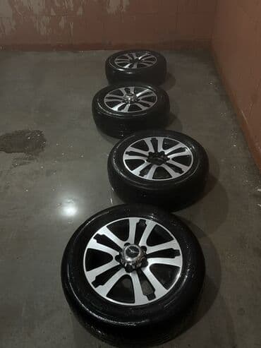 Su nəqliyyatı: 4 ədəd yığılmış disk+şin dəsti - Disklər: yüngül lehimli, 10-şüalı — 8