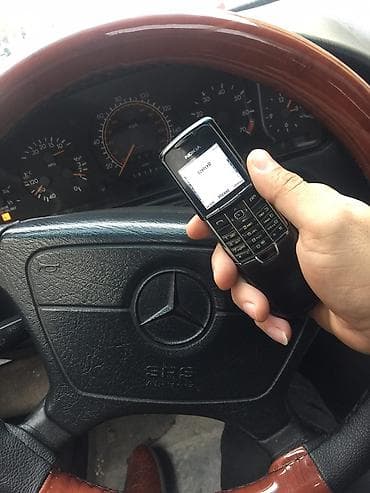 sony telefon: 8800 salam mumkunse bu elanla elaqeder watsap nomresine yazin — 1