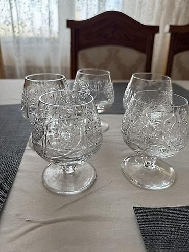 tom xrustal qablar qiymetleri: Klassik üslubda kristal şüşə dəst - 5 ədəd konyak qədəhi: Enli kasa — 6