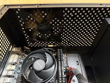 Avtoelektronika: Sistem çox az və səliqəli istifadə olunub. Ekran kartı ilə Qətiyyən — 6