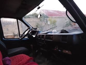 где заказать чехлы на авто: Məhsul: Sərnişin mikroavtobusu - Korpus: Yüksək damlı, mavi rəngli — 2