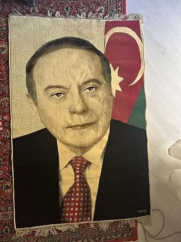 turkmen tekstil: Heydər Əliyevin əldə toxunma xüsusi toxunma xalçasıdlr idare ve yaxud — 2