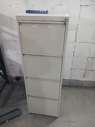 heyet yellenceyi: Metal mebel və açıq hava avadanlıqları dəsti - 2 qapılı metal şkaf — 6