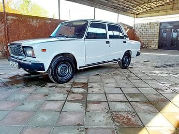vaz 2107 abilsofka: VAZ 2107, ağ rəng, 4 qapı sedan. Texniki xüsusiyyətlər: - Benzin — 2