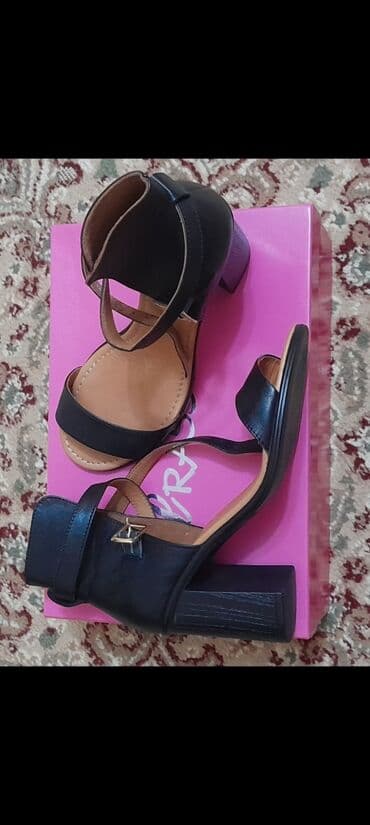 женские босоножки черные на тракторной подошве: Ölçü: 37, rəng - Qara, Yeni — 3