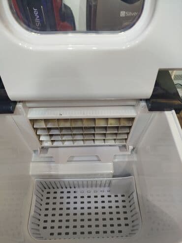 pizza aparati: Buz aparatı Gün ərzində 40-45kq buz verir 15-20dəqədə 32 ədəd buz 3 — 2