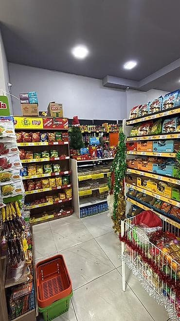 витрина: Mini-market üçün avadanlıq və dolu mal assortimenti Təsvir: - Süd və — 5