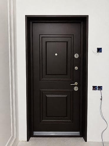 plasmas qapi: 🚪 Seyf qapı satılır 💰 Qiymət: 220 AZN 📏 Ölçüsü: 2.05 × 1 m 📍 Ünvan — 1
