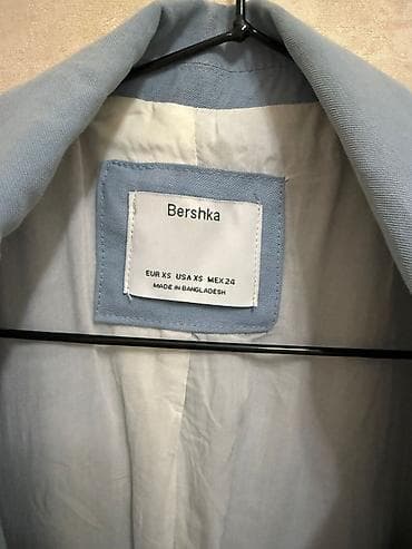 desd geyimler: Bershka qadın kostyumu – açıq göy rəngdə - Brend: Bershka - Dəst — 2