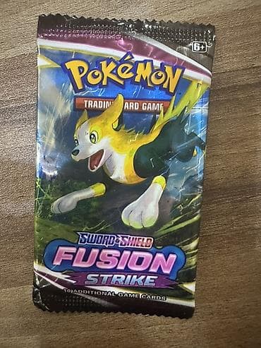 Pokemon TCG 79 packs (Idk original or no but seams original)! Məhsul — 10
