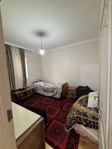 ev kiraye gence: Lokbatan qəsəbəsində 3 otaqlı həyət evi satılır. 1 daşdır, 1.5 sot — 4