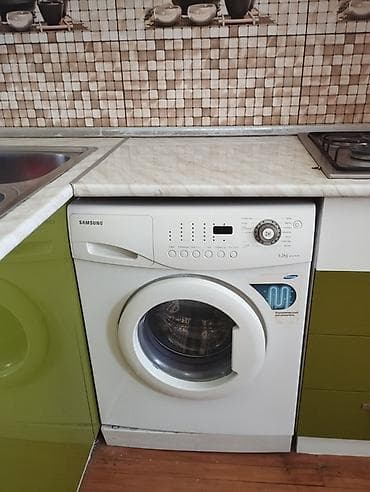 spalni dəsti: Mebel və məişət texnikası dəsti - Üç qapılı qarderob: iki yan şkaf — 4