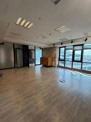 аренда под офис: İcarəyə verilir 3 otaqlı ofis 70 m², 28 May m. Daha 7 şəklə bax — 5