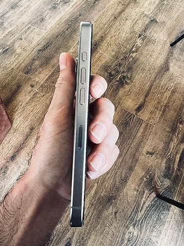 ıphon: IPhone 15 Pro, 128 GB, Natural Titanium, Face ID — 10