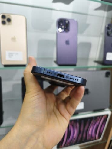 14 pro 256 gb: IPhone 15 Pro, 256 GB, Blue Titanium, Face ID — 6