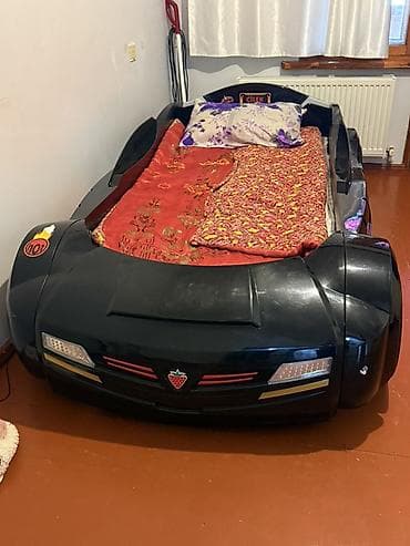 sekilleri cekmek: Uşaq üçün maşın formasında çarpayı - Brend: Çilek - Rəng: qara, yan — 1