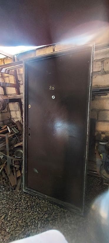 kilimler: Qapılar – müxtəlif model və üslublar - Material və örtük: Taxta — 9