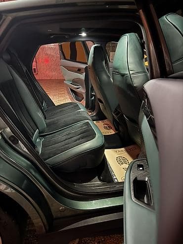 bmw m3 e92: Changan Uni-V: 1.5 l | 2024 il 23000 km Sedan — 5