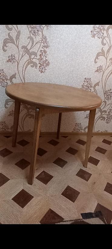 Вешалки: Кухонный стол, Нераскладной, Дерево, Овальный стол — 1