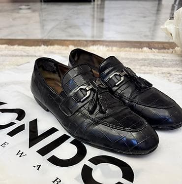 elope etir: Ayaqabı ve paltar heçneçeye — 1