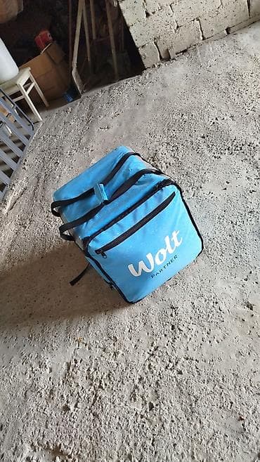 Wolt çatdırılma çantası - Rəng: mavi, “Wolt Partner” loqolu - Tip — 1