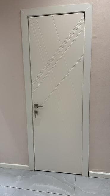 Qonaq otağı üçün Yeni Otaq qapısı 80x215 sm Zamok ilə, Zəmanətsiz, Ünvandan götürmə