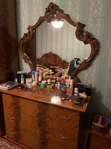 yatağ: Yataq desti tam saglam veziyyetde problemi yoxdur. Taxt dolab termo 2 — 5