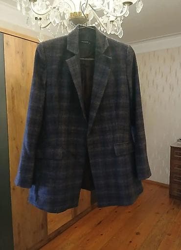 Bayram kostyumları: M,36,(R)
- — 1