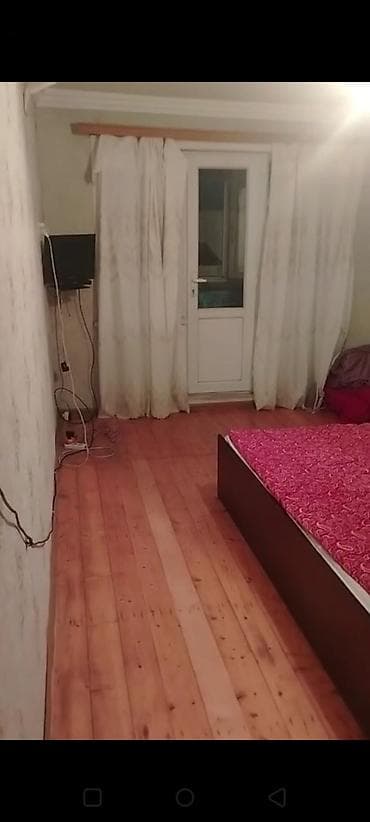 2 otaqlı mənzil satıram: Kirayə üçün 1 otaqlı mənzil. - Yataq otağı: iki nəfərlik geniş — 6