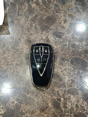 nisan note: Çanqan aftamabili üçün plasmas açar korpusu - İki rəng variantı: qara — 1