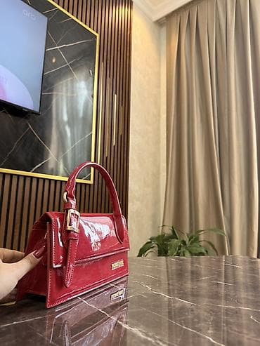 pul qapı: Əl çantası — 3