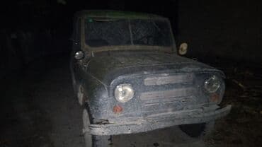 UAZ 469: 2.4 l | 1990 il 58359 km Sedan