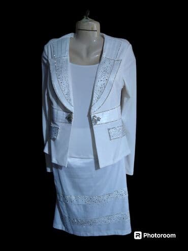 kostyum qadın: TECLI elaqe ucun zeng vurun mesajlara bos vaxtim olanda — 2