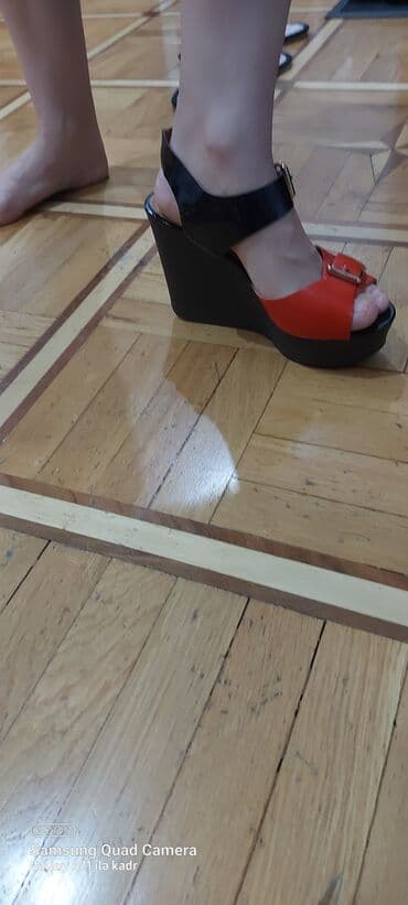 женские босоножки на танкетке: Ölçü: 38, rəng - Narıncı, Yeni — 1