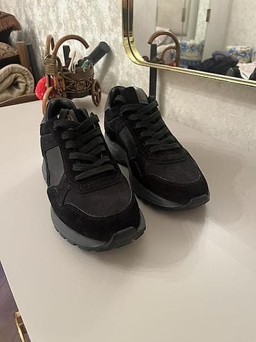 Yenidir.41 razmer.Derimod