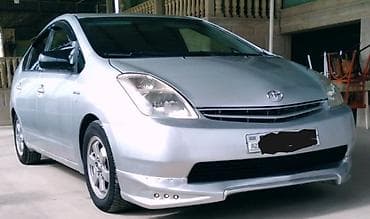 led stoplar: Toyota Prius (2-ci nəsil) hibrid hetçbek - Gümüşü rəng, 5 qapı — 2