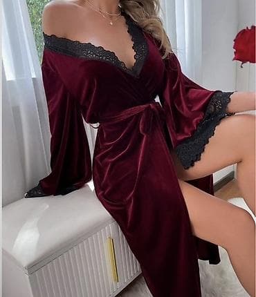 geyim kişi: Məhsul: Bordo məxməri xalat və krujeva detalli gecə dəsti - Material — 1