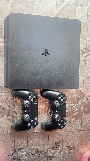 dualsense charging station: Sony PlayStation 4 Slim oyun konsolu Komplekt: - PS4 Slim konsol — 2