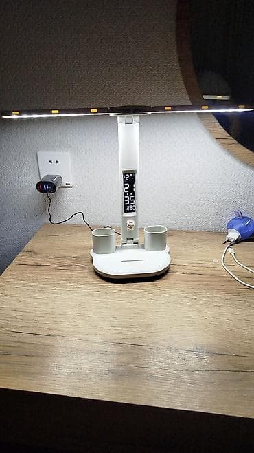 LED masa lampası – çoxfunksiyalı - Geniş, uzun LED işıq paneli — 3