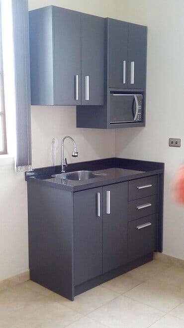 Sifarişlə mətbəx mebeli: Sifarişlə mətbəx dəsti, Özü çəkən petlələr, Sadə laminat, Kredit yoxdur, Ödənişli çatdırılma, Rayonlara çatdırılma, Pulsuz çatdırılma — 1