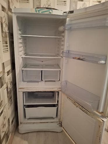 Dərin dondurucular: 2 qapılı Indesit Soyuducu Satılır, rəng - Ağ — 1