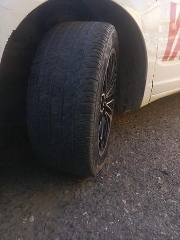 kia ehtiyat hisseleri sumqayit: Disk təkər satılır. r17 245 45. 8bolt (universal) çox maşına gedir — 9